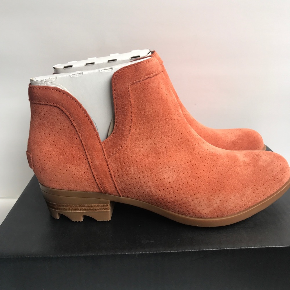 Sorel Lolla Cut Out Bootie Tek Brown size 8.5 - Picture 14 of 14